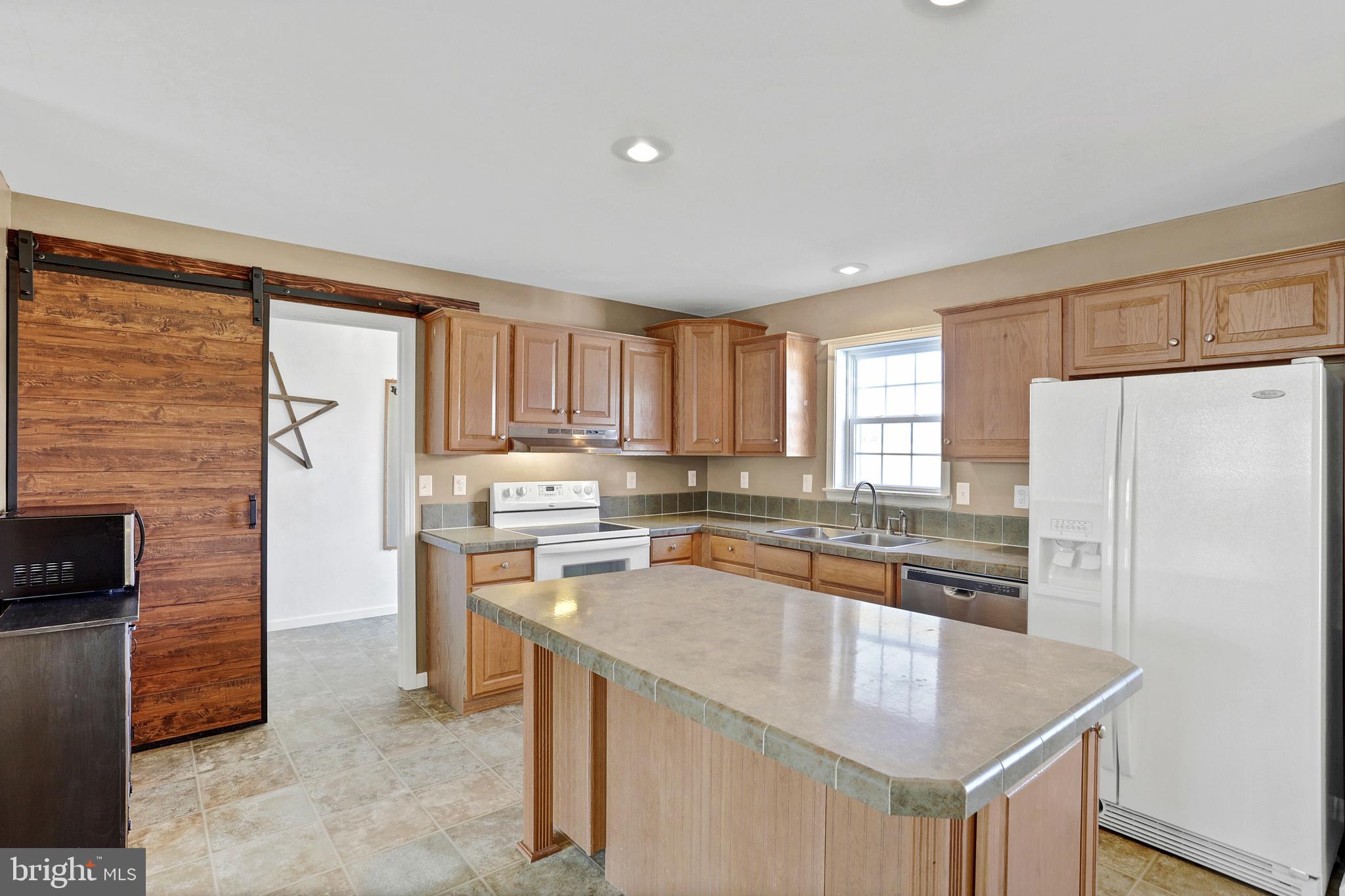 2540 Stoverstown Road Spring Grove, PA 17362 - Photo 25 of 64 Gallery Image 25