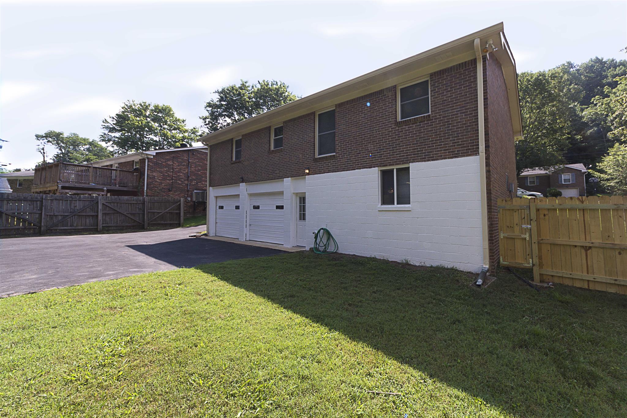 552 Holt Valley Road Nashville, TN 37209 - Photo 20 of 29 Gallery Image 20