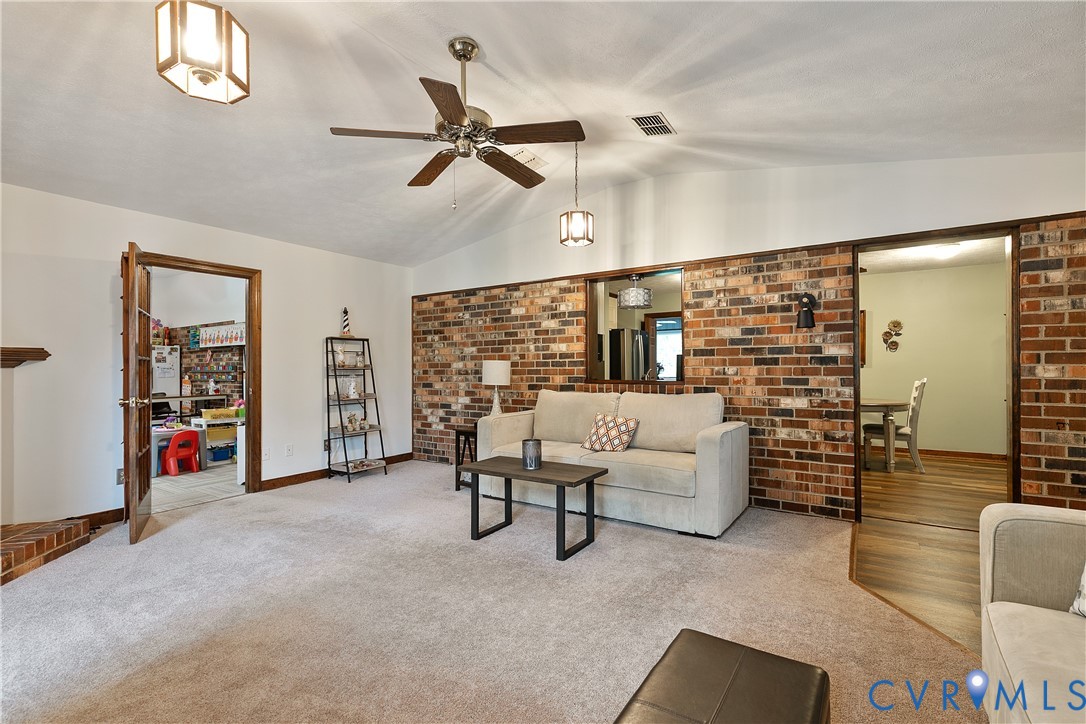 3955 Turner Woods Road Henrico, VA 23231 - Photo 14 of 43