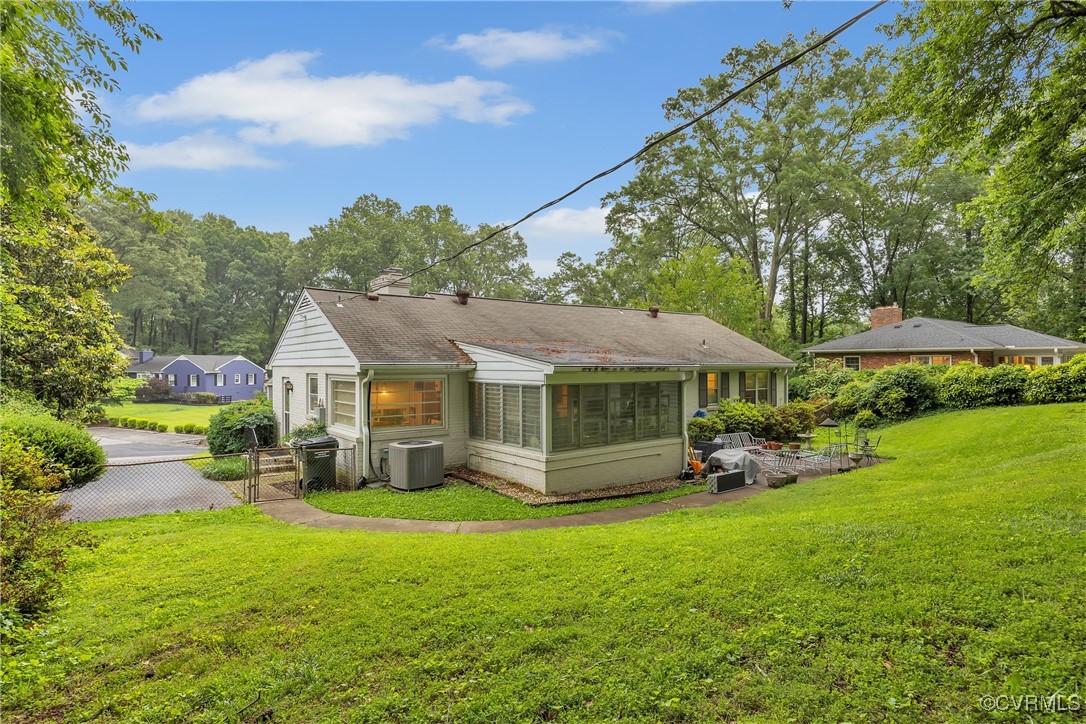 404 Waveny Road Henrico, VA 23229 - Photo 2 of 8 Gallery Image 2