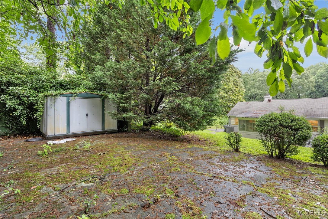 404 Waveny Road Henrico, VA 23229 - Photo 6 of 8 Gallery Image 6