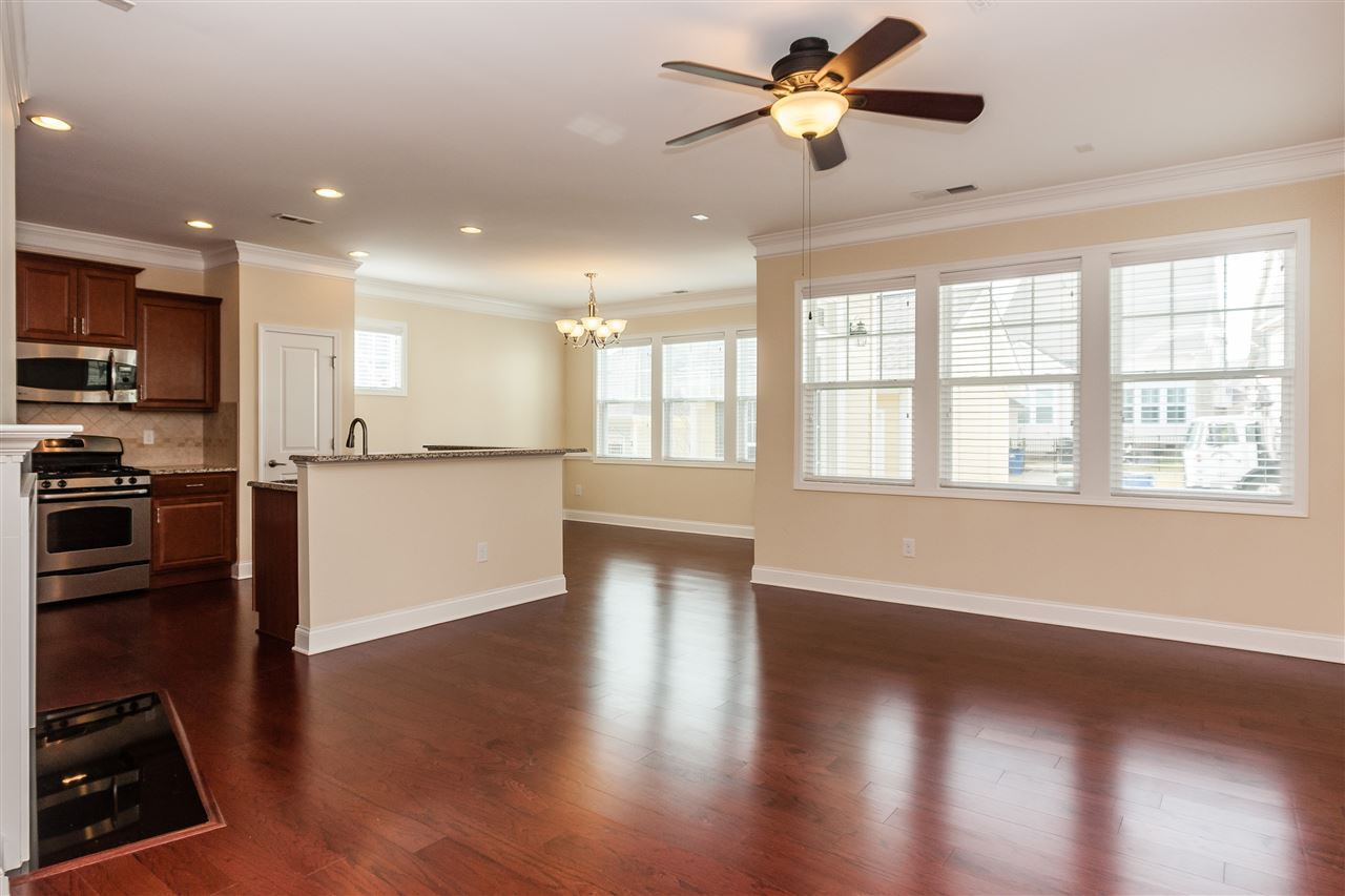 1553 Fullerton Place Raleigh, NC 27607 - Photo 4 of 25 Living/Family Room