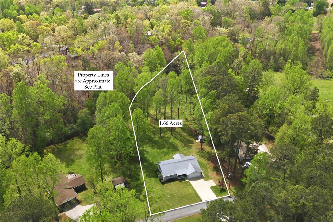 305 Wildwood Road Walhalla, SC 29691 - Photo 2 of 42