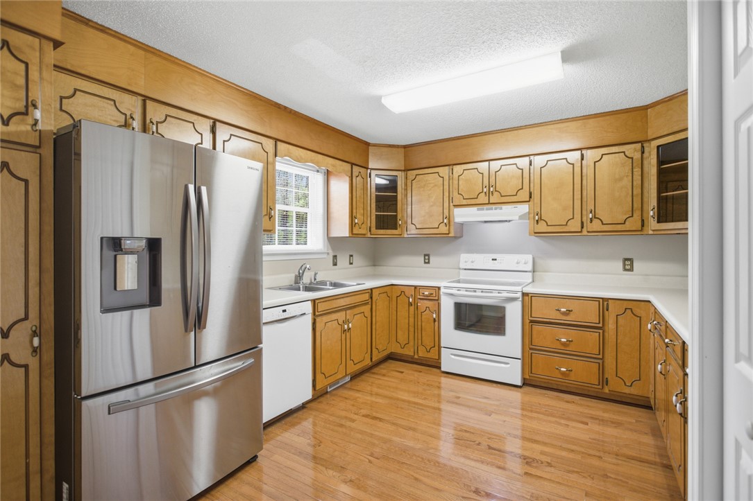 305 Wildwood Road Walhalla, SC 29691 - Photo 9 of 42