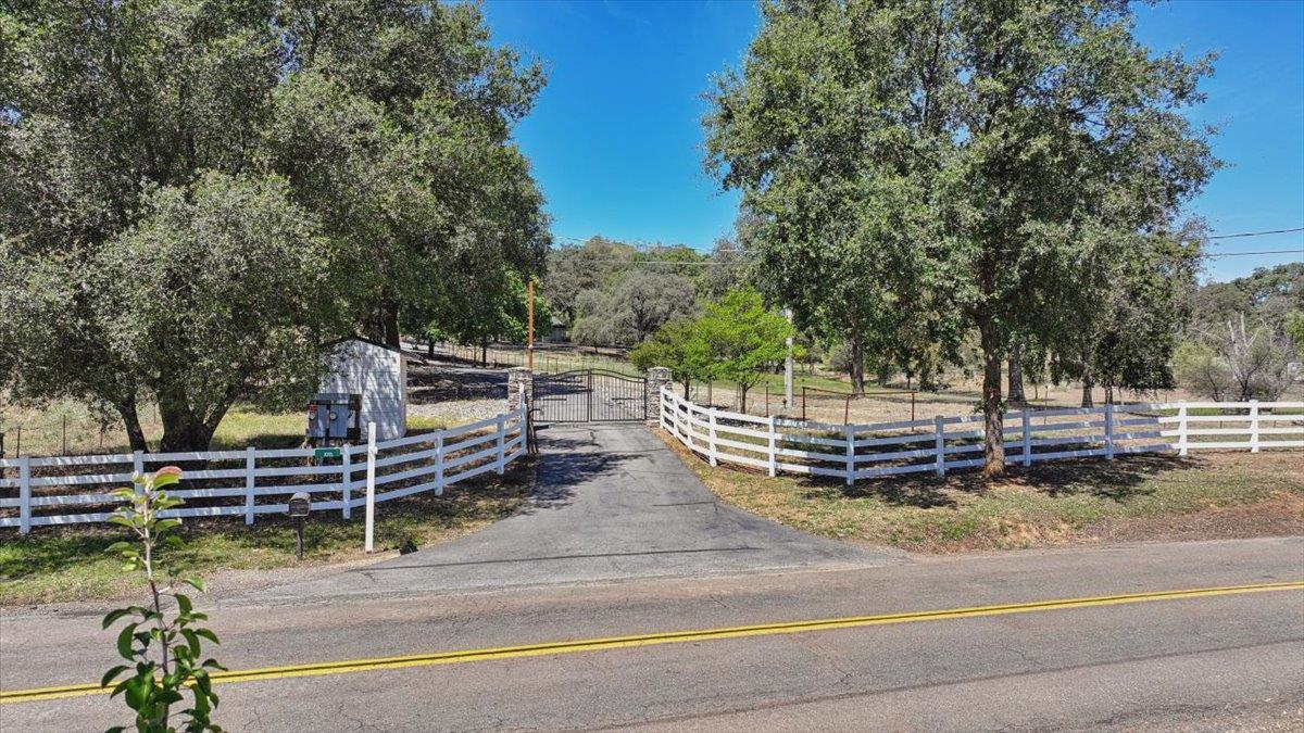 8395 McCourtney Road Lincoln, CA 95648 - Photo 2 of 96