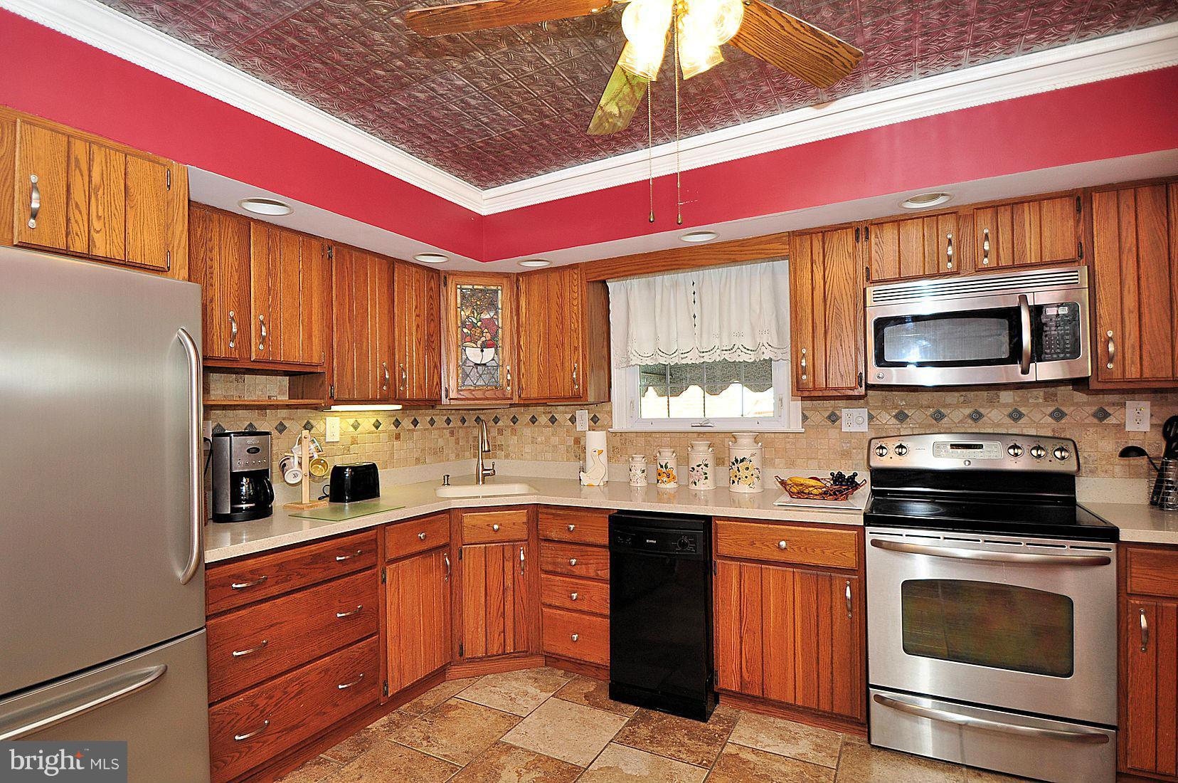 1116 Rosedale Avenue Baltimore, MD 21237 - Photo 11 of 22 Kitchen