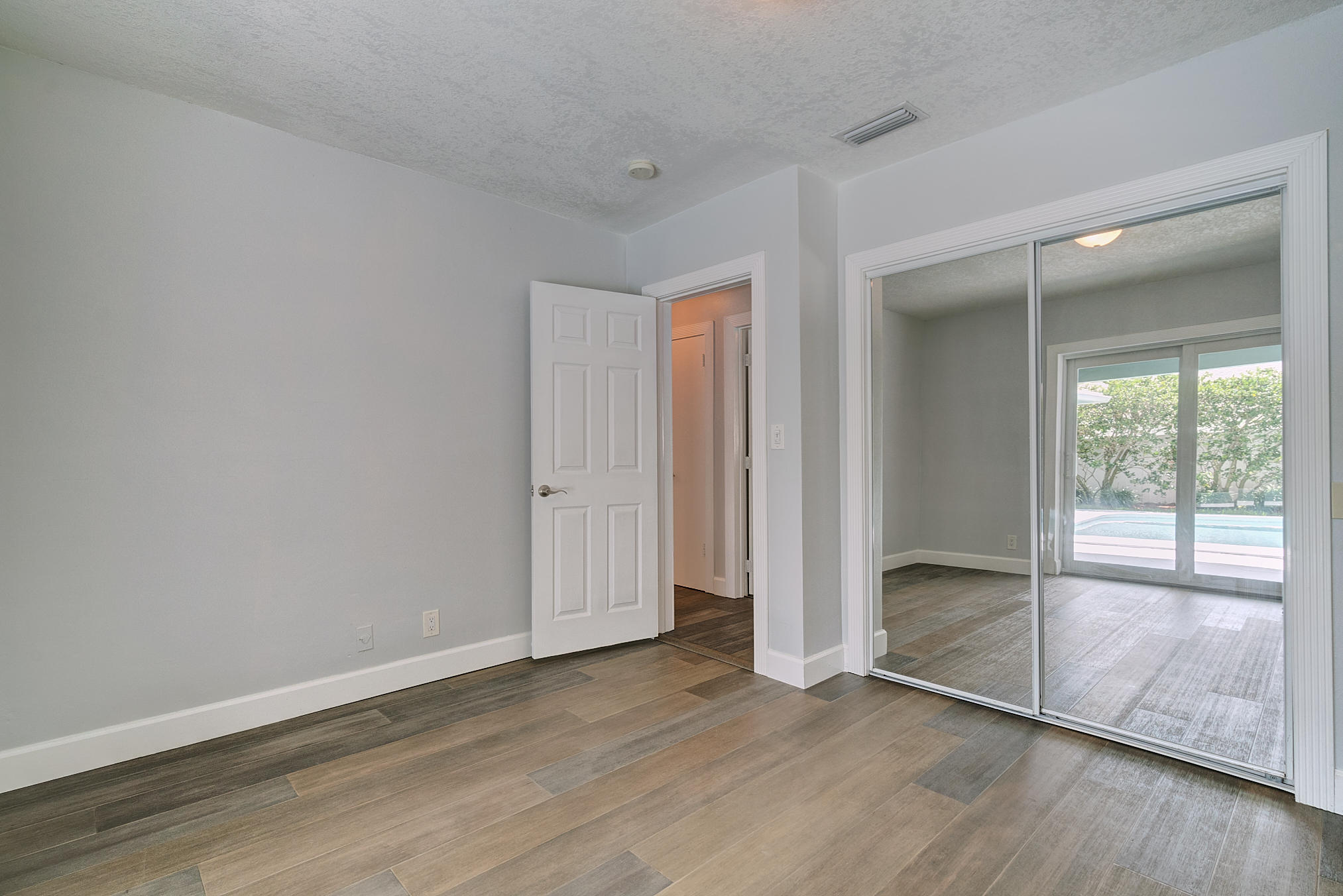 1399 Southwest 13th Street Boca Raton, FL 33486 - Photo 7 of 32 004@Robert.Fernandez