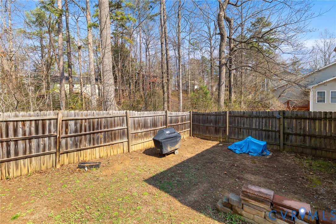 504 Gloucester Drive Ruther Glen, VA 22546 - Photo 21 of 28 a view of outdoor space yard and patio