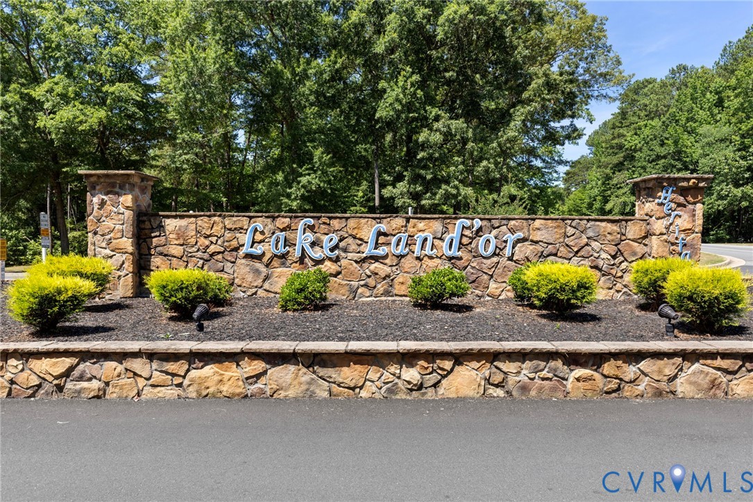 504 Gloucester Drive Ruther Glen, VA 22546 - Photo 22 of 28 a view of a bench in a yard
