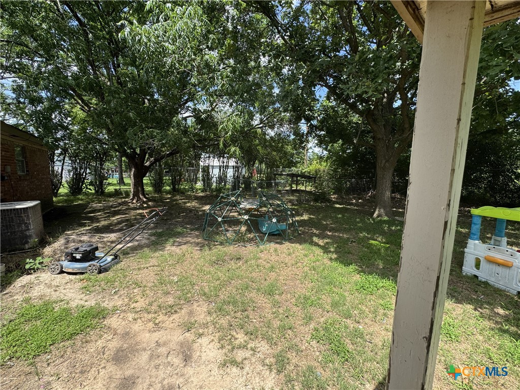 3041 Monroe Street Commerce, TX 75428 - Photo 16 of 23