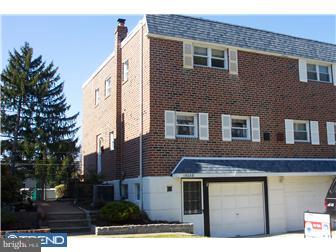 15028 Carter Road Philadelphia, PA 19116 - Photo 1 of 12 Exterior Front