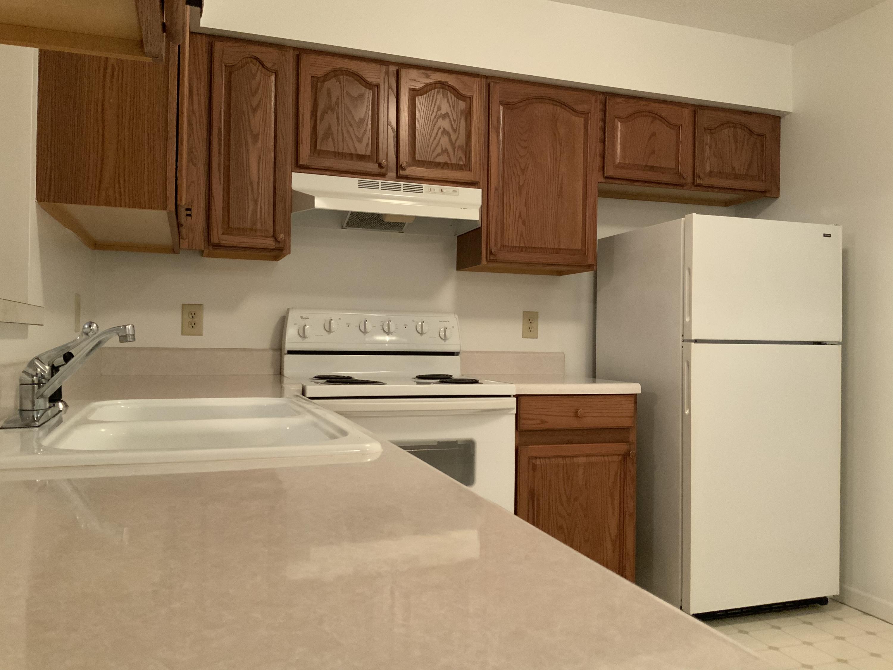7910 Leverette Way, Unit 5 Powell, TN 37849 - Photo 5 of 13 54092CE4-309F-4578-A2C8-85F619064E71