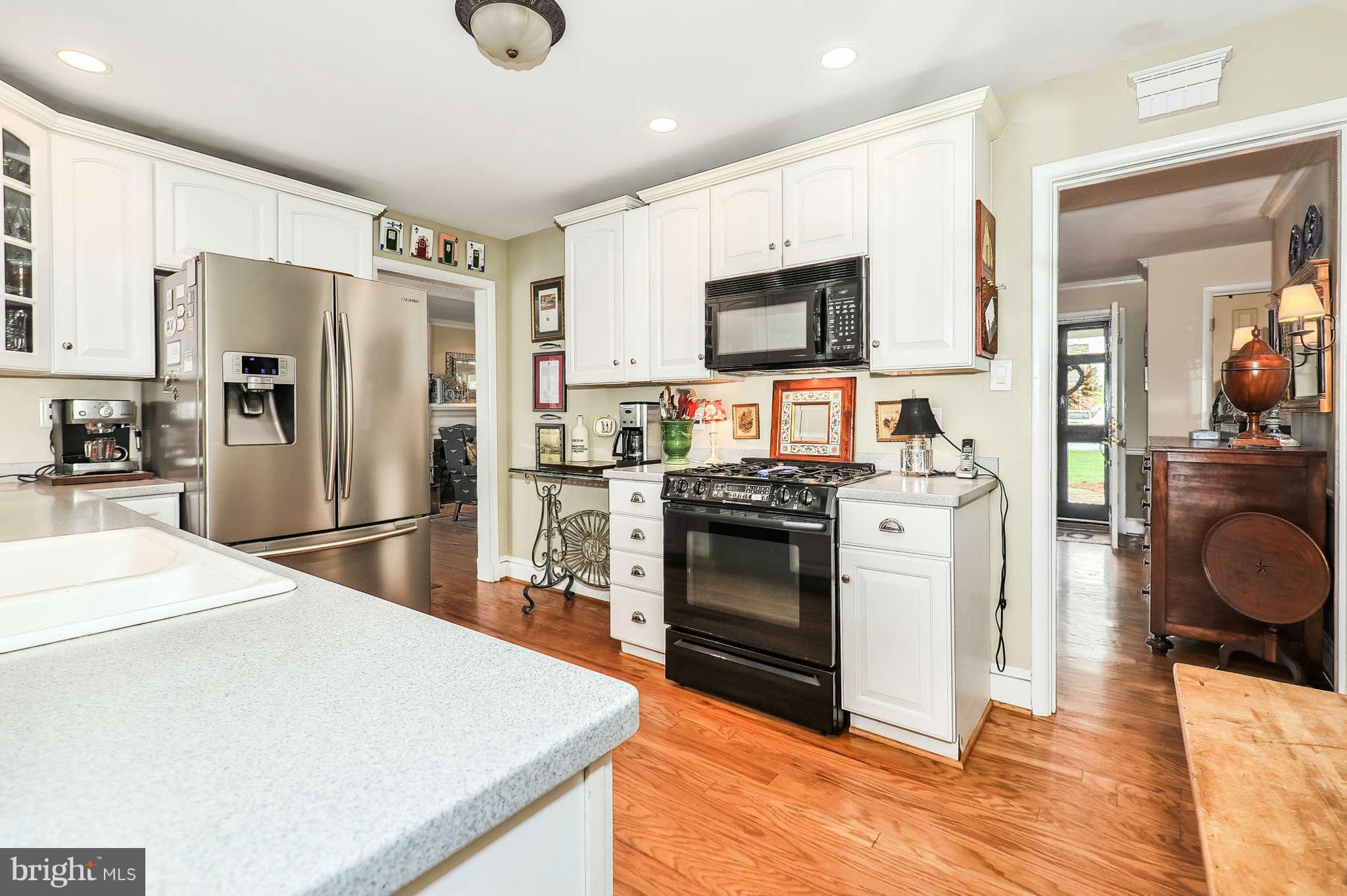6217 Arkendale Road Alexandria, VA 22307 - Photo 12 of 30 Kitchen