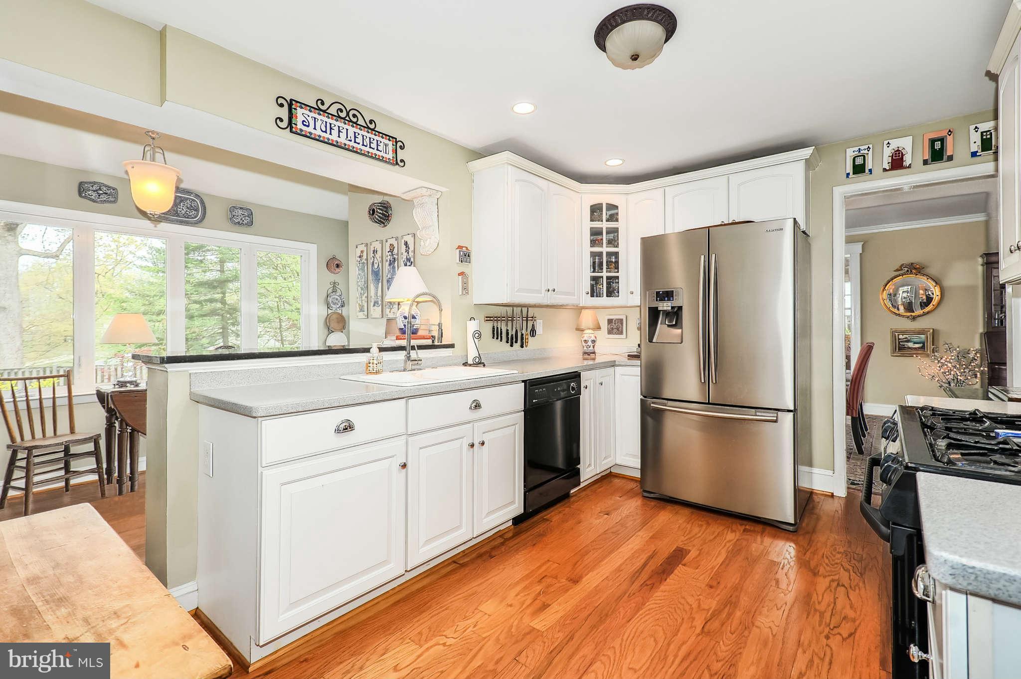 6217 Arkendale Road Alexandria, VA 22307 - Photo 13 of 30 Kitchen