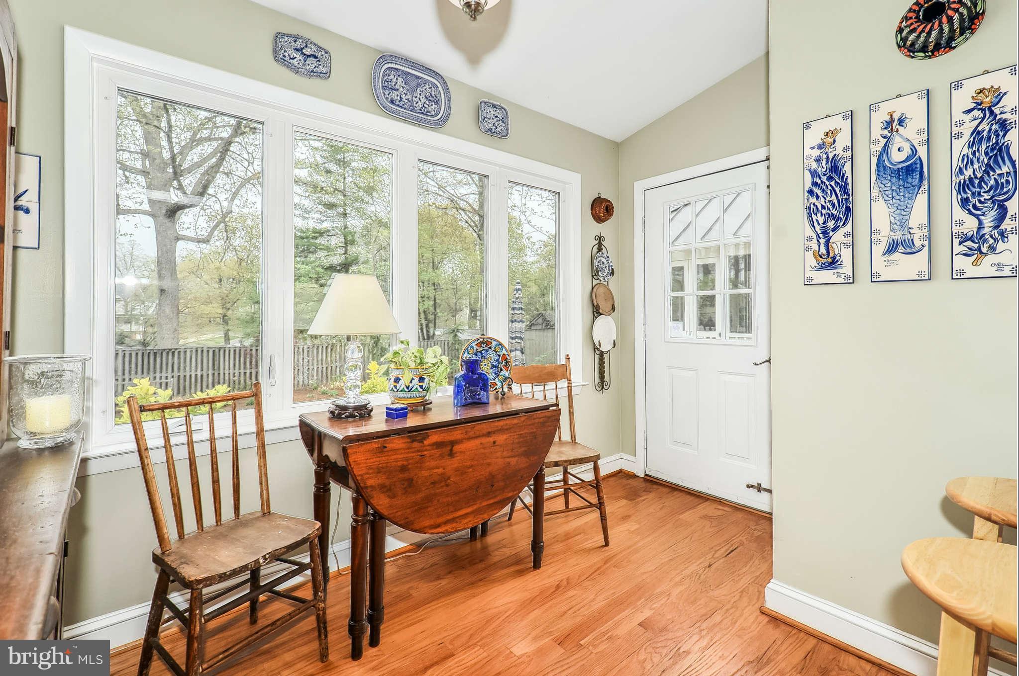 6217 Arkendale Road Alexandria, VA 22307 - Photo 15 of 30 Kitchen Eat-in Space
