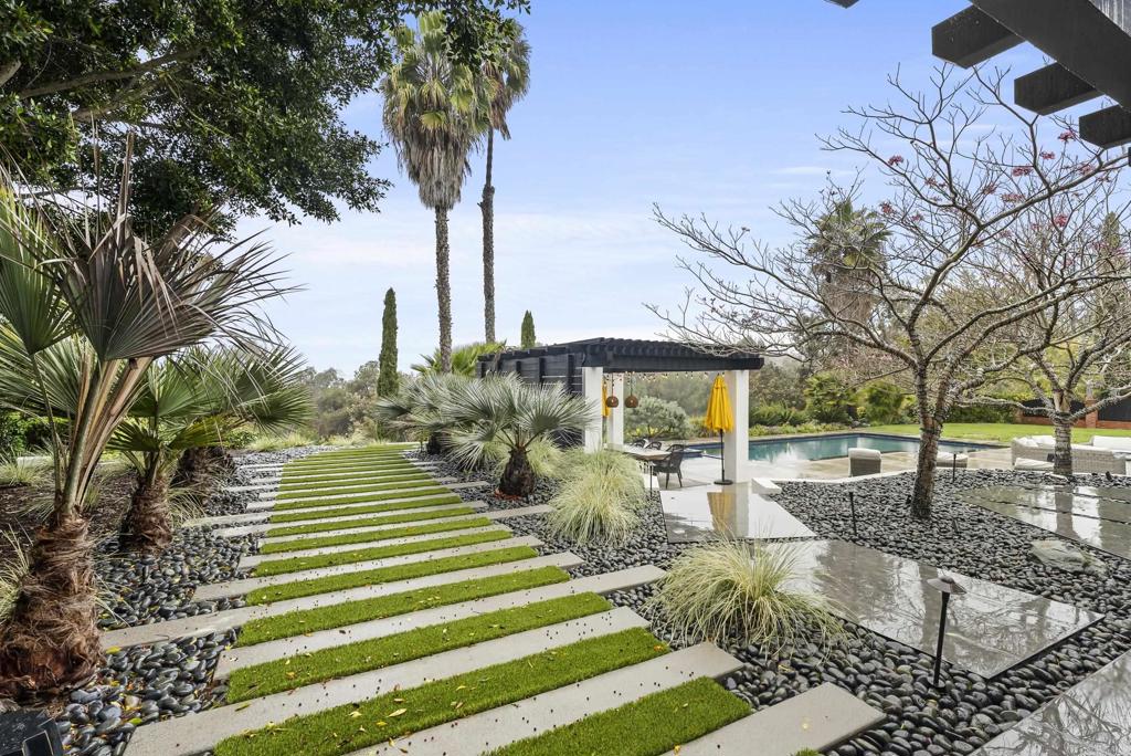 1220 Rancho Encinitas Drive Encinitas, CA 92024 - Photo 53 of 53