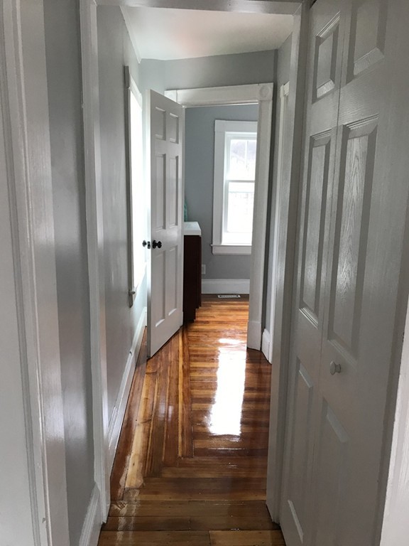 36 Westernview Street Springfield, MA 01108 - Photo 13 of 30