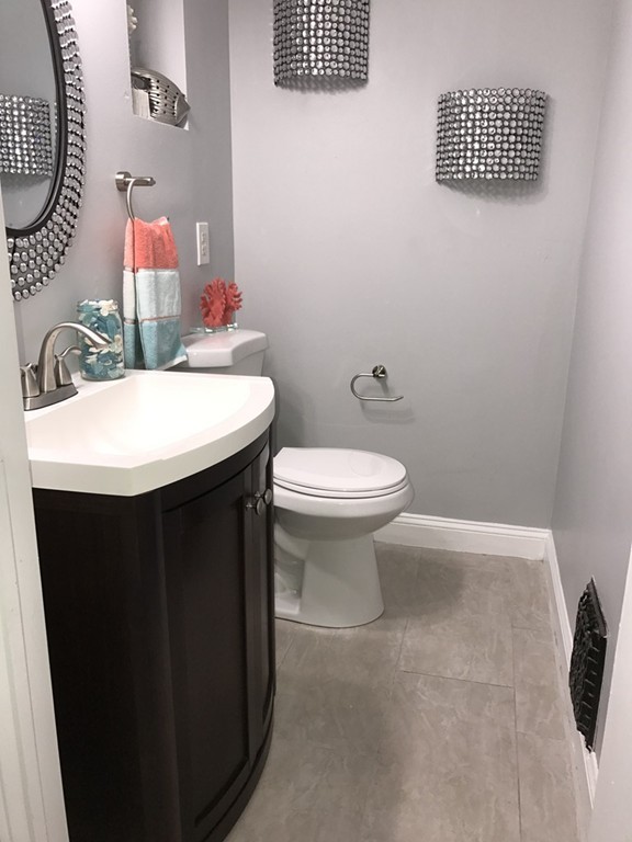 36 Westernview Street Springfield, MA 01108 - Photo 16 of 30
