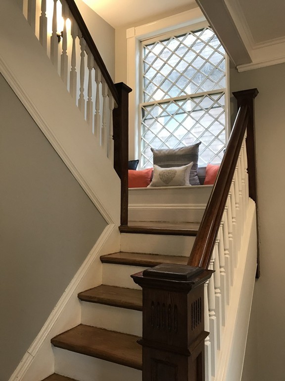 36 Westernview Street Springfield, MA 01108 - Photo 18 of 30