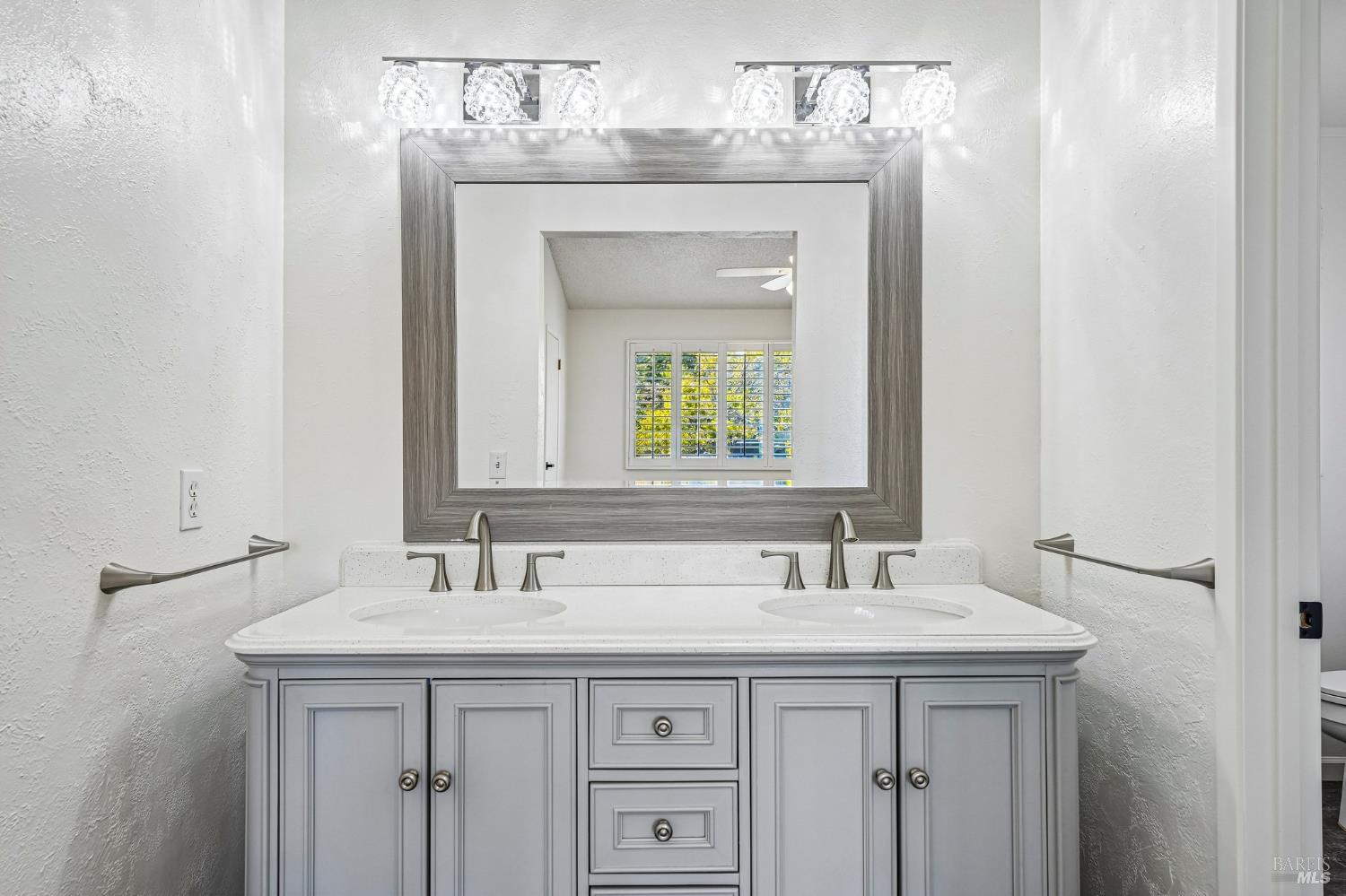 7628 Mandolin Way Rohnert Park, CA 94928 - Photo 18 of 40 Gallery Image 18