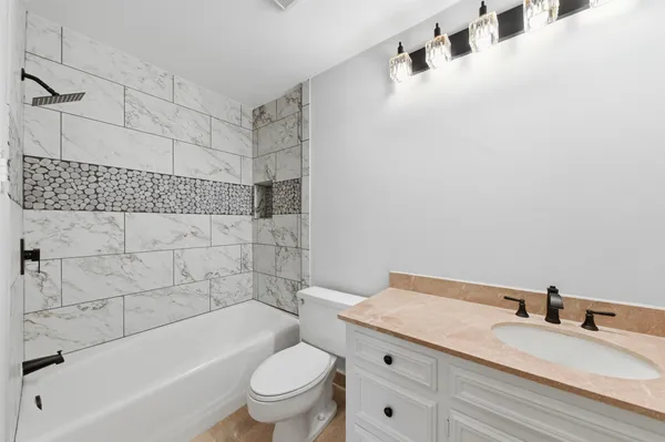 $2,850 | 8614 Oakford Drive, Houston, TX 77024