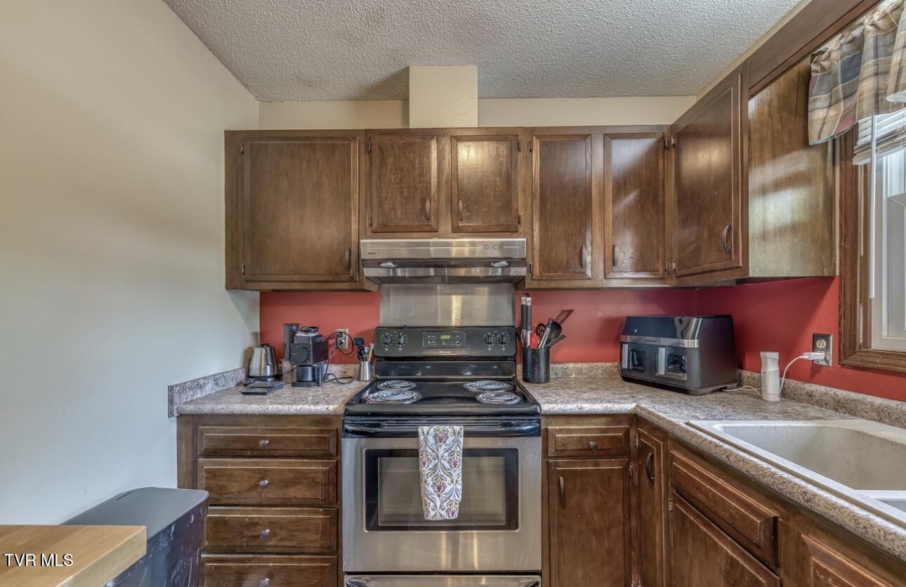 466 Ridgecrest Road Jonesborough, TN 37659 - Photo 12 of 36 IMG_1405