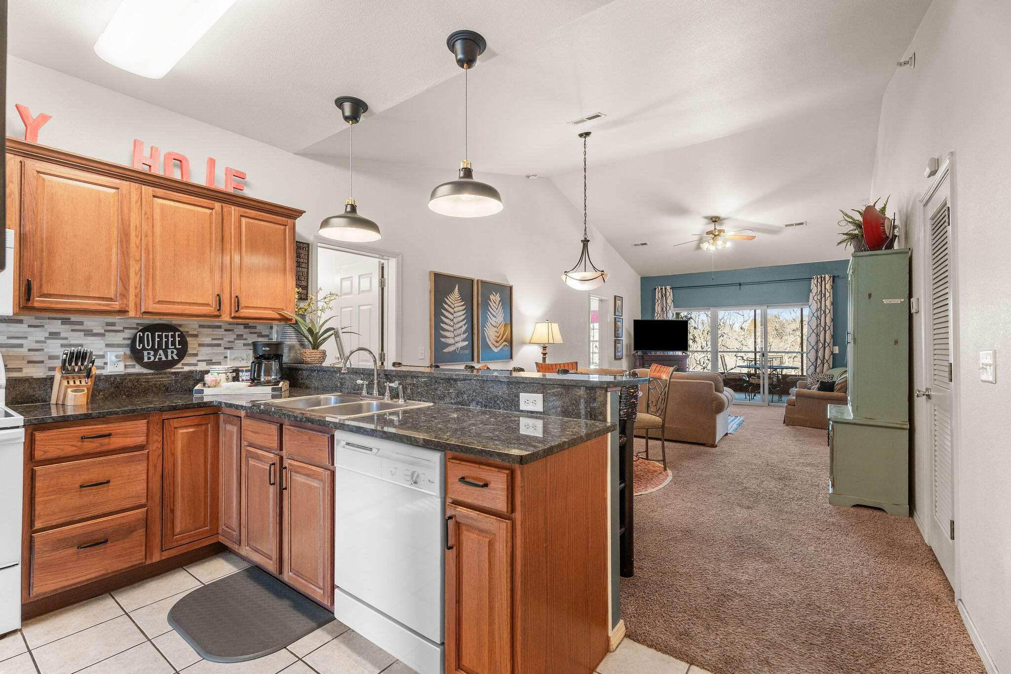 1071 Golf Drive, Unit 5 Reeds Spring, MO 65737 - Photo 3 of 31 1071 Golf Dr 5