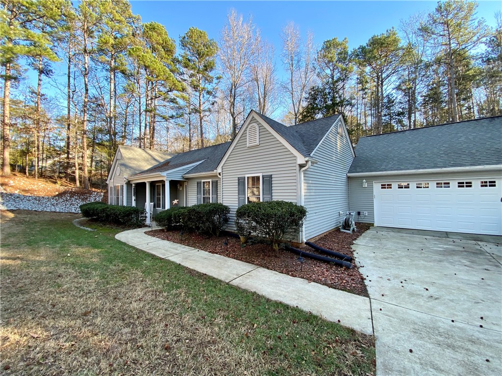 1007 Shadow Lane Anderson, SC 29625 - Photo 1 of 18 Gallery Image 1
