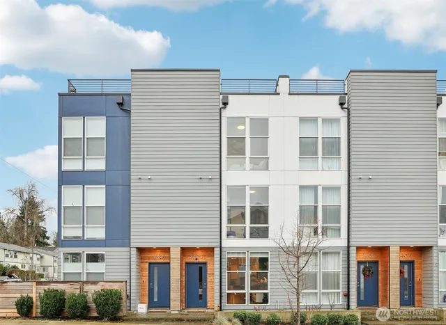$699,000 | 2403 Southwest Edmunds Street, Seattle, WA 98106