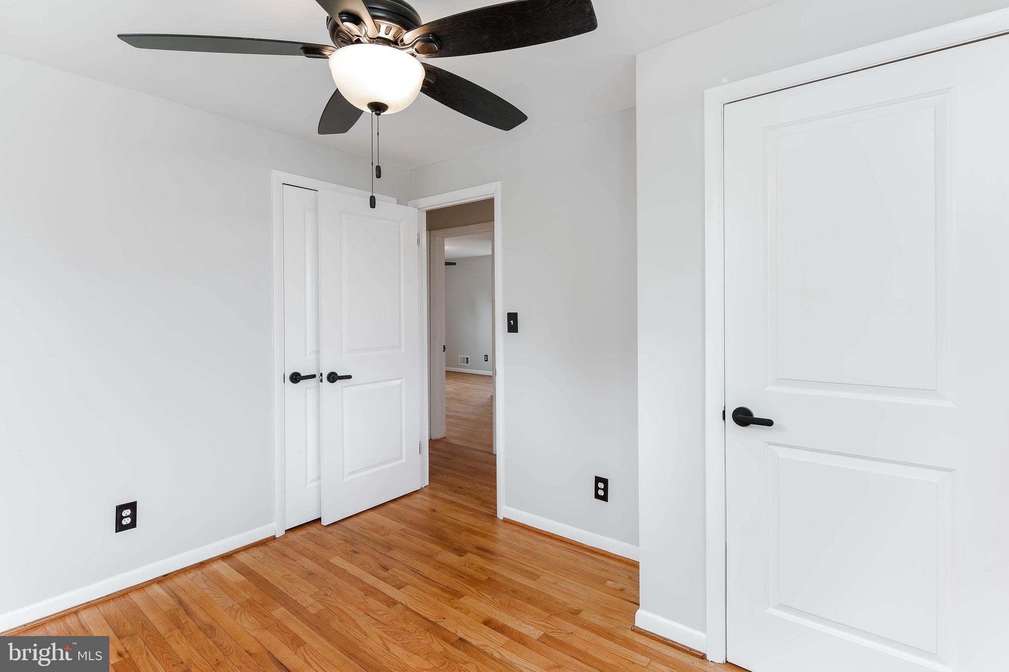 531 Anneslie Road Baltimore, MD 21212 - Photo 34 of 39 Third bedroom