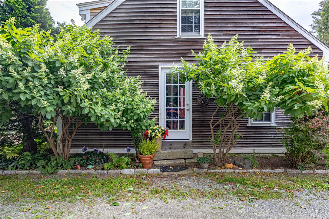 93 Moosup Valley Road Foster, RI 02825 - Photo 22 of 37