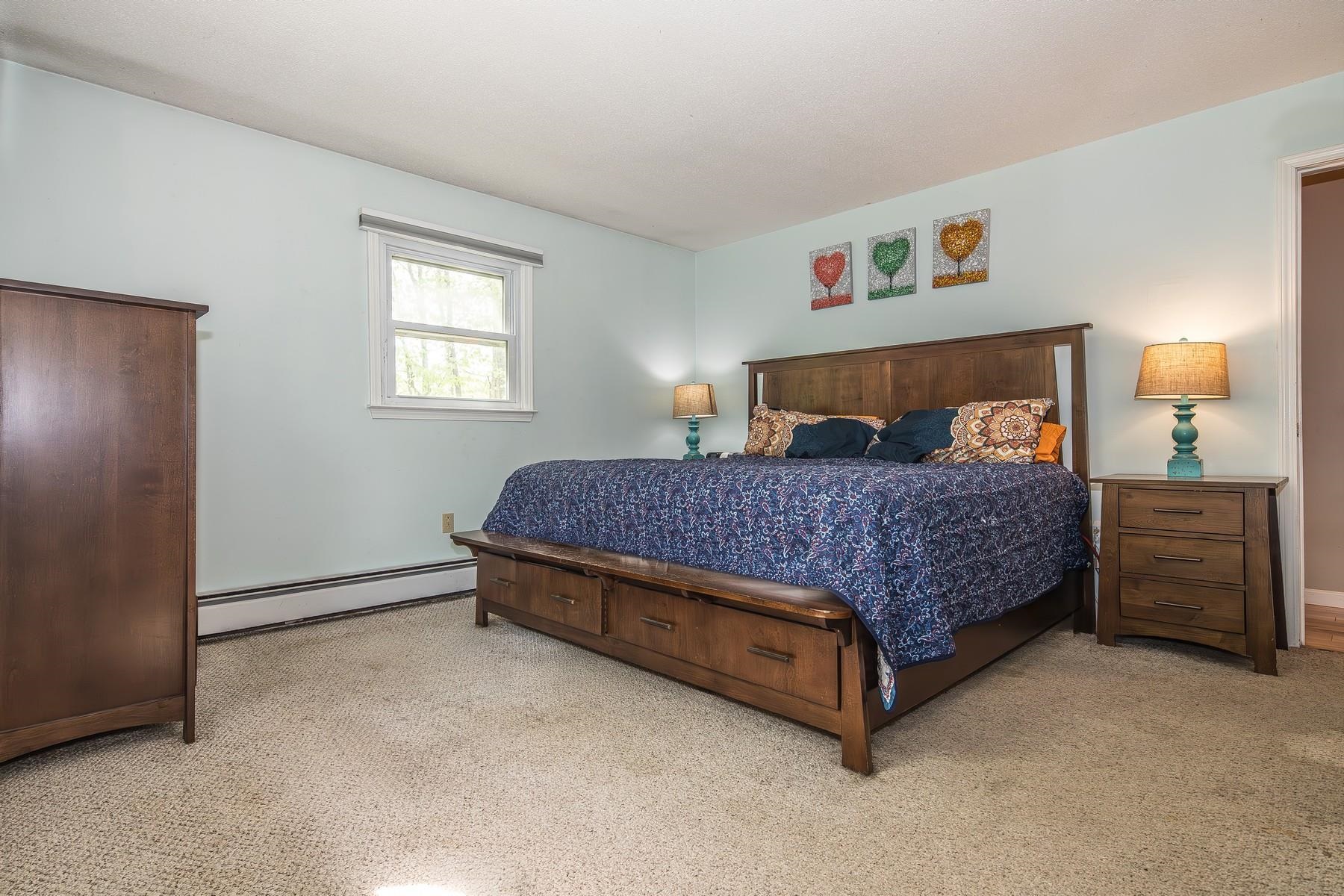 180 David Road Rutland Town, VT 05701 - Photo 18 of 39 Gallery Image 18