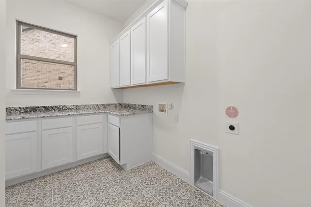 $385,000 | 10309 Livestock Avenue, Venus, TX 76084