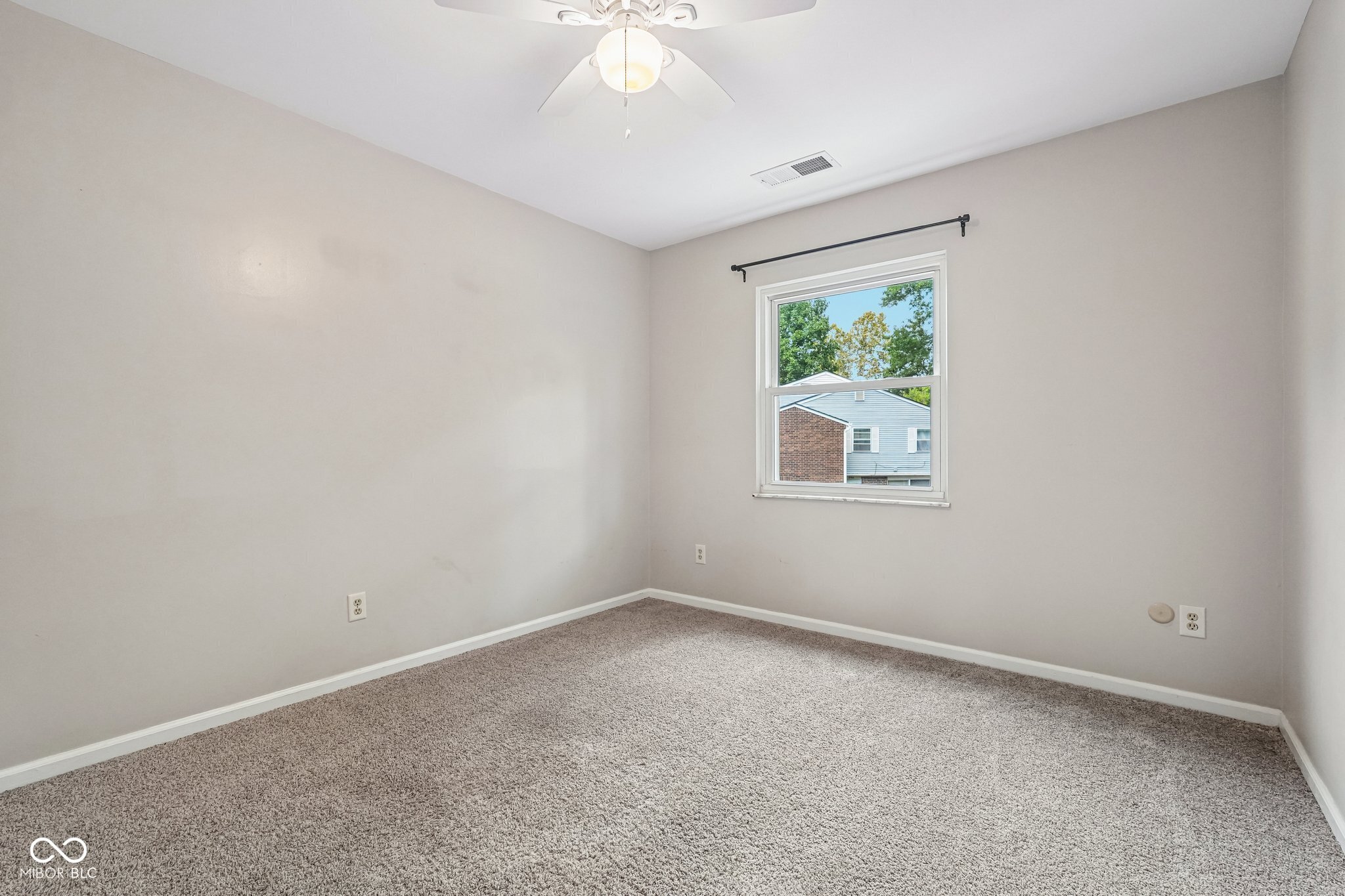 3962 Braddock Road Indianapolis, IN 46268 - Photo 20 of 41 Gallery Image 20