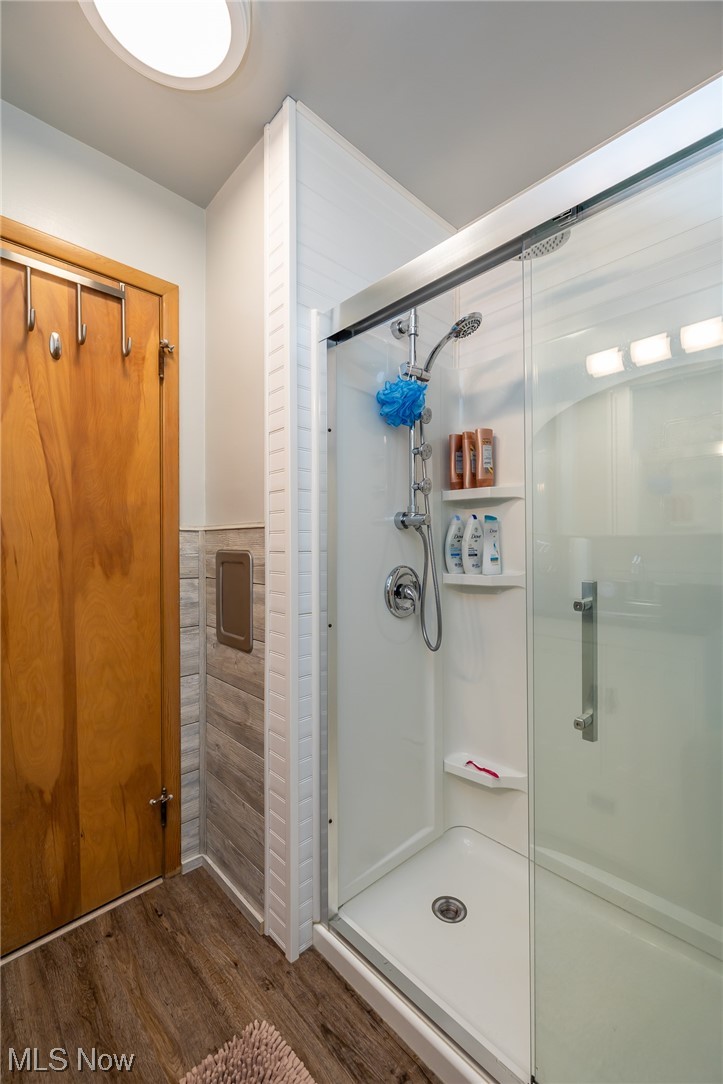 10200 Biddulph Road Cleveland, OH 44144 - Photo 16 of 34 Gallery Image 16