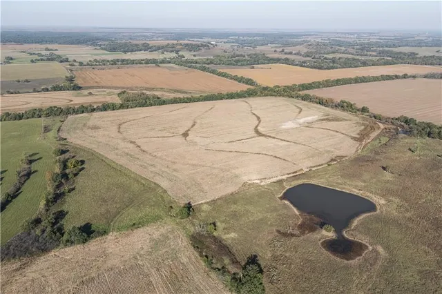 $1 | 0 Decatur Road, Fredonia, KS 66736