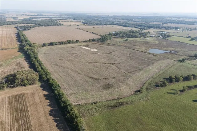 $1 | 0 Decatur Road, Fredonia, KS 66736