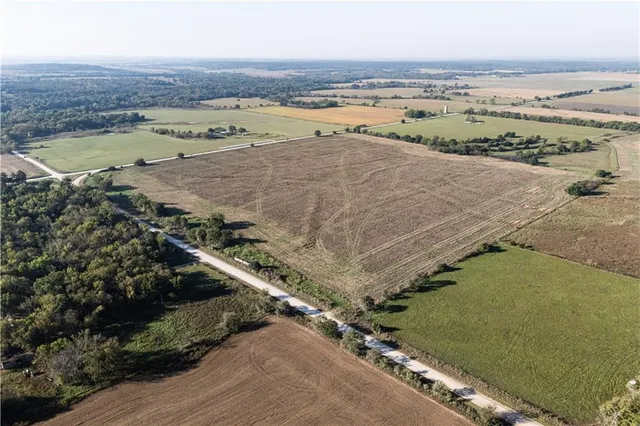 $1 | 0 Decatur Road, Fredonia, KS 66736