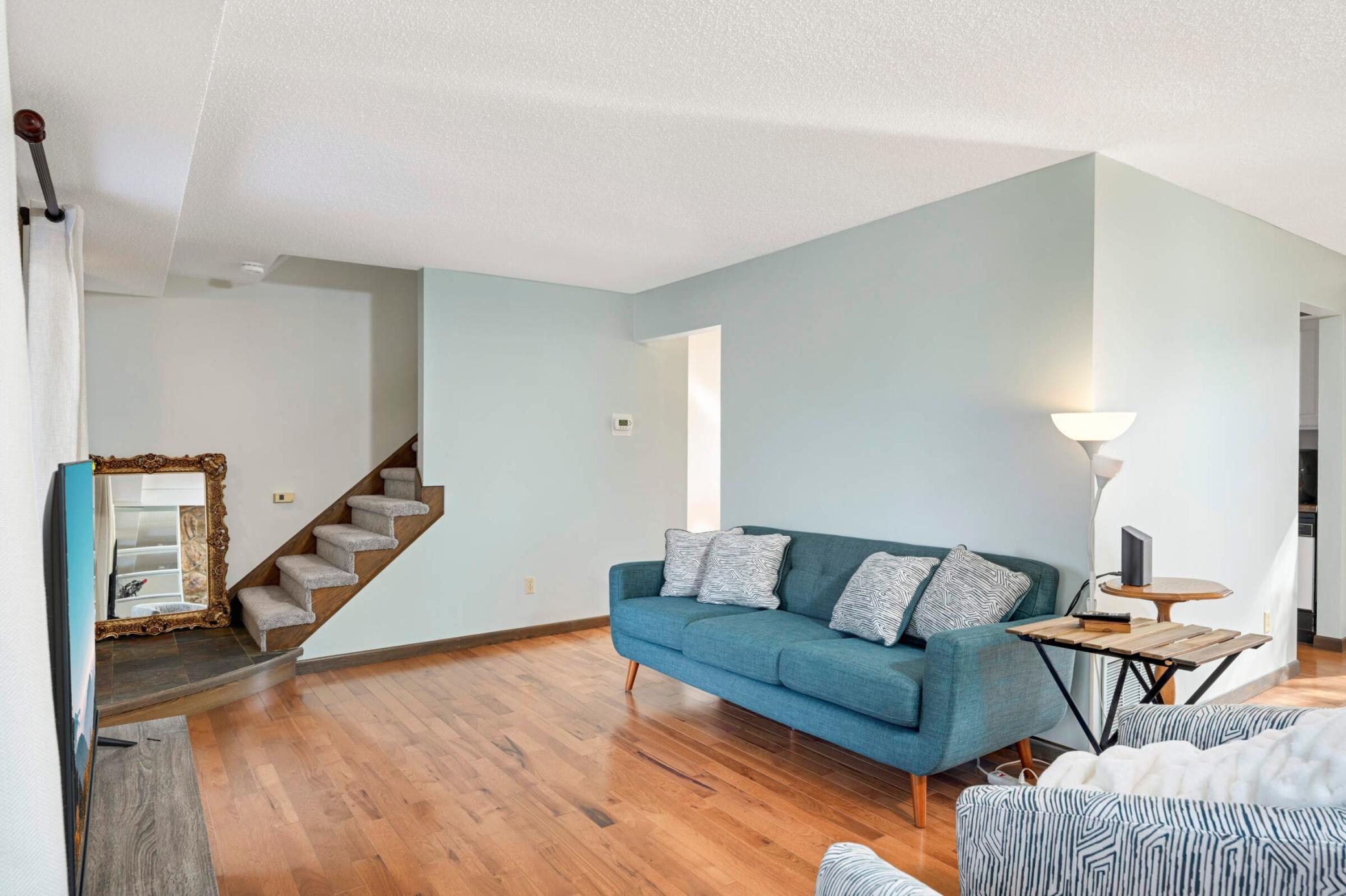2211 Kings Valley Road Golden Valley, MN 55427 - Photo 6 of 31 Gallery Image 6