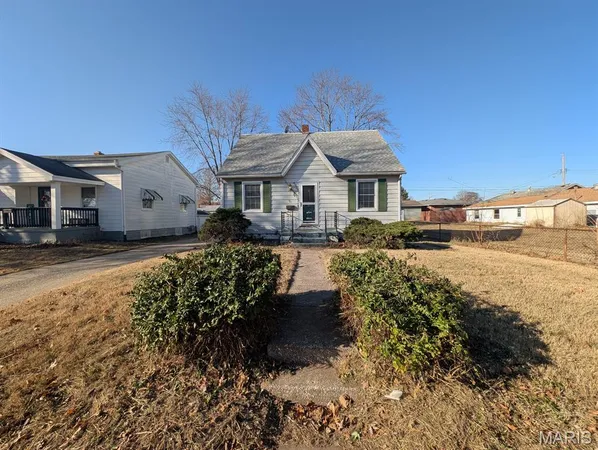 $100,000 | 523 Lincoln Avenue, East Alton, IL 62024