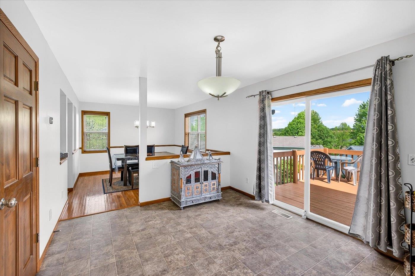 26 Yarrow Circle Madison, WI 53719 - Photo 17 of 70