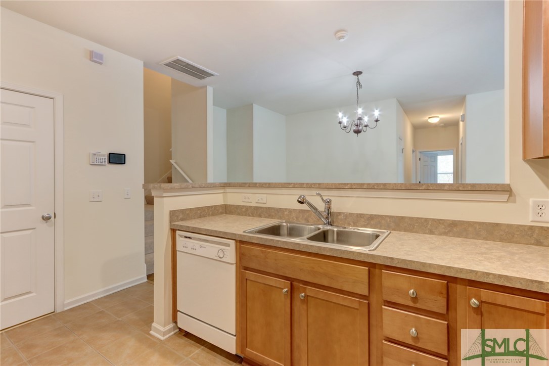 140 Regency Circle Pooler, GA 31322 - Photo 15 of 40