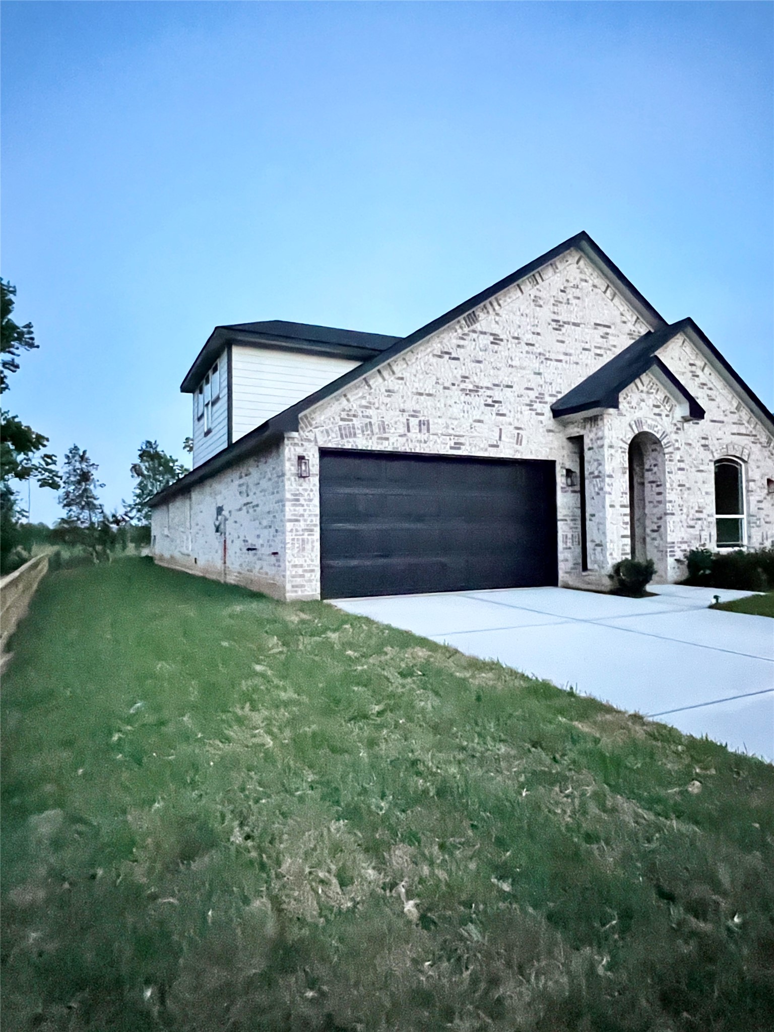 12911 Green Valley Drive Rosharon, TX 77583 - Photo 2 of 49