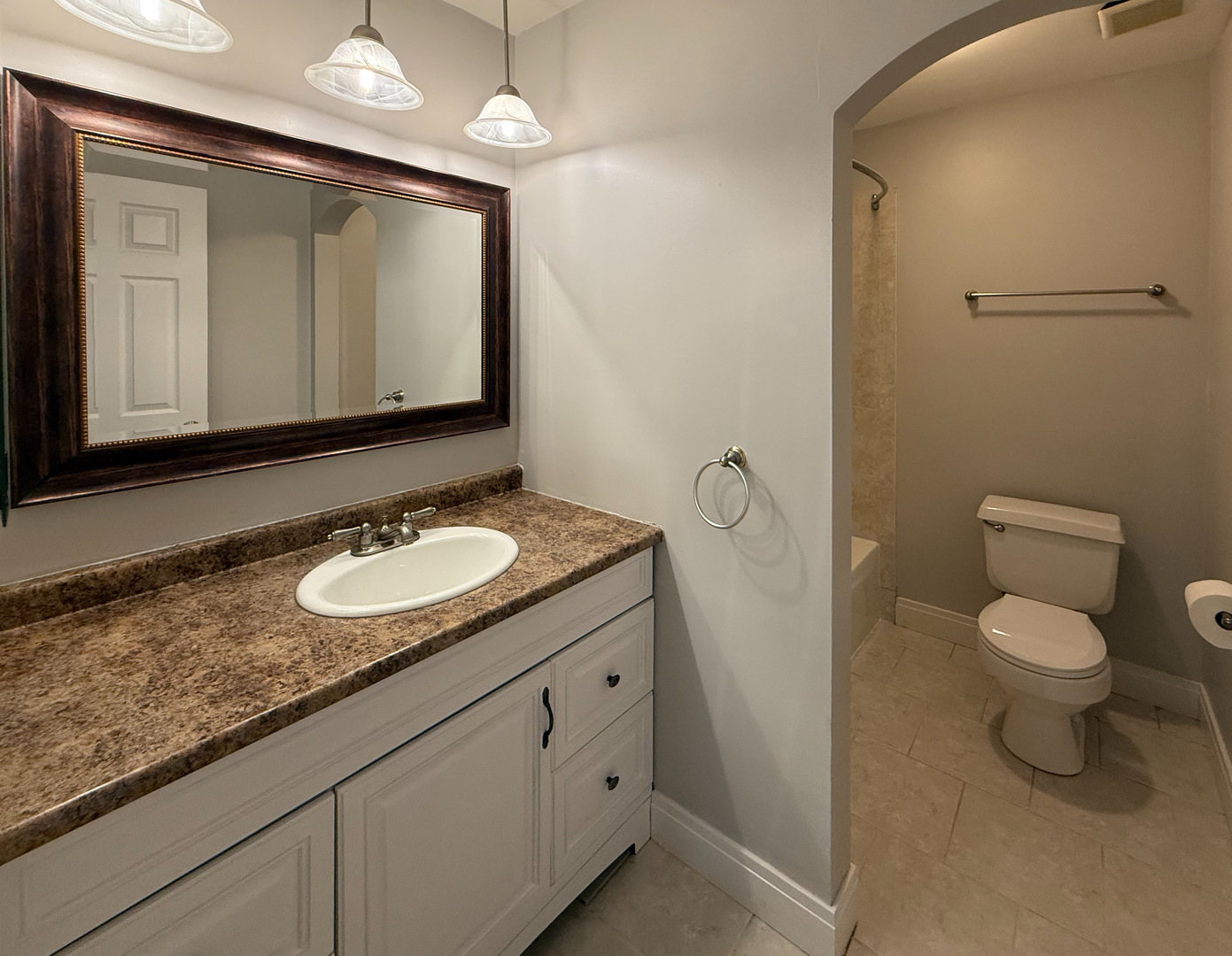 9s070 South Frontage Road, Unit 102 Willowbrook, IL 60527 - Photo 8 of 13
