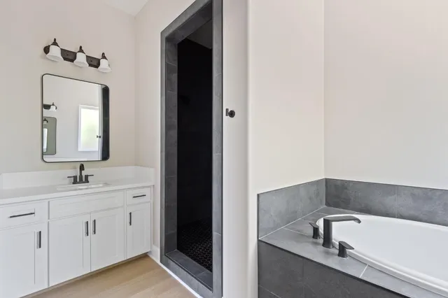 $550,000 | 8440 Lake Shore Drive, Chowchilla, CA 93610