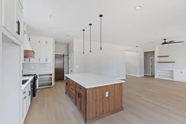 $550,000 | 8440 Lake Shore Drive, Chowchilla, CA 93610