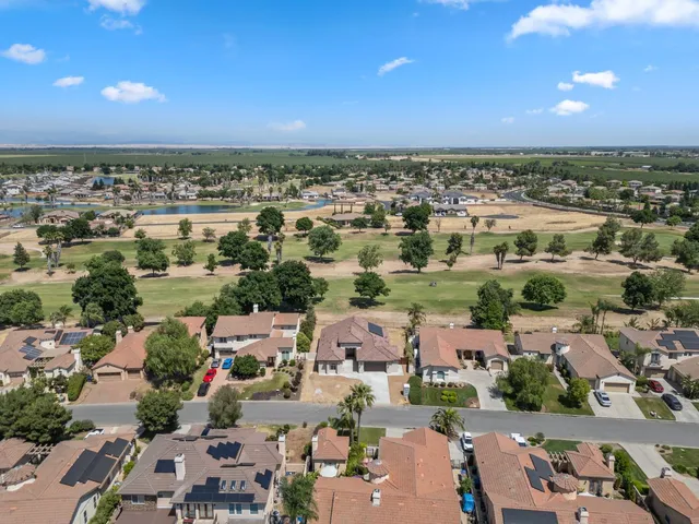 $550,000 | 8440 Lake Shore Drive, Chowchilla, CA 93610