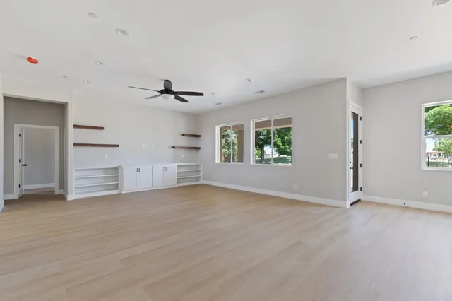 $550,000 | 8440 Lake Shore Drive, Chowchilla, CA 93610