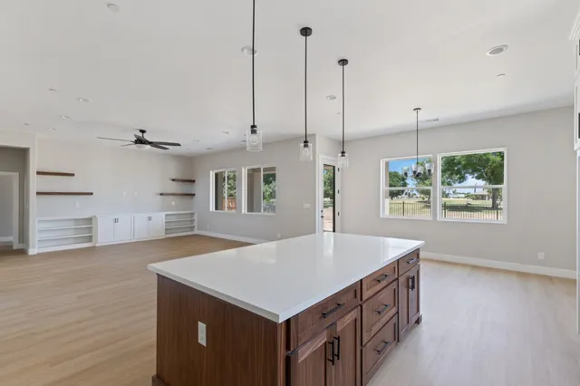 $550,000 | 8440 Lake Shore Drive, Chowchilla, CA 93610