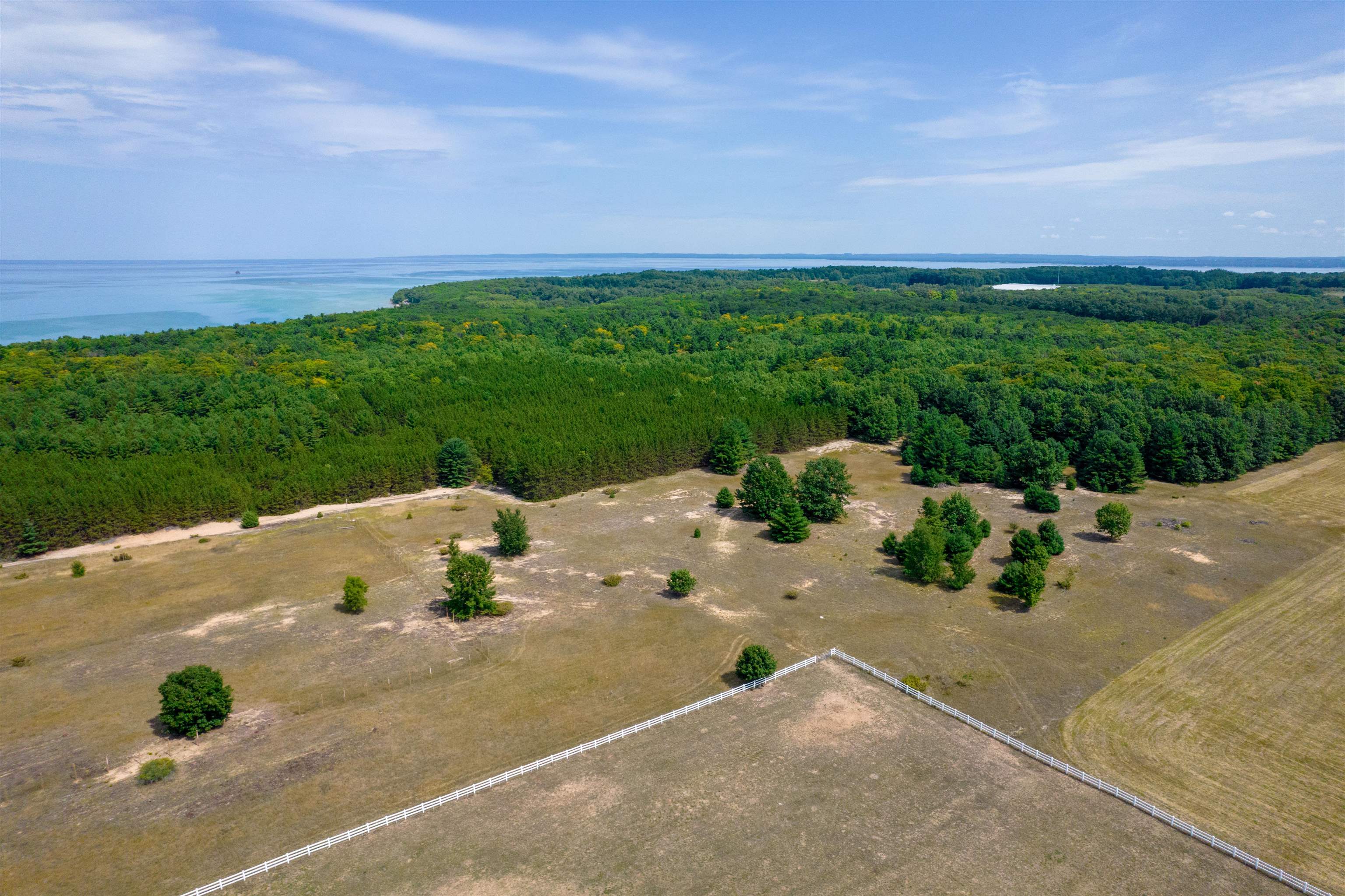 3619 Tompkins Road Traverse City, MI 49686 - Photo 10 of 68